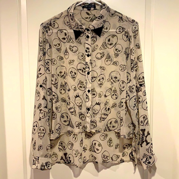 Love Culture Tops - Love Culture Skull Blouse